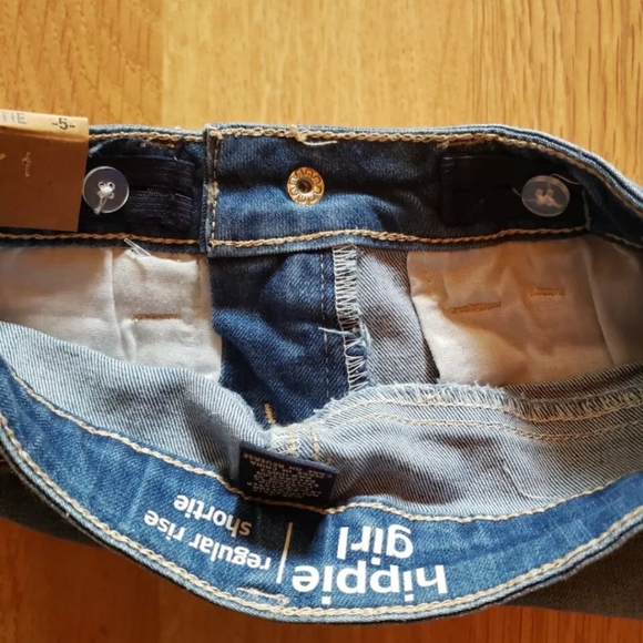 Hippie Girl NWT Girls Size 5 Reg-Rise Stretch Lace Trim Denim Shorts - Picture 5 of 9